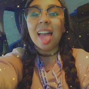 Meet your Posher, Kasey